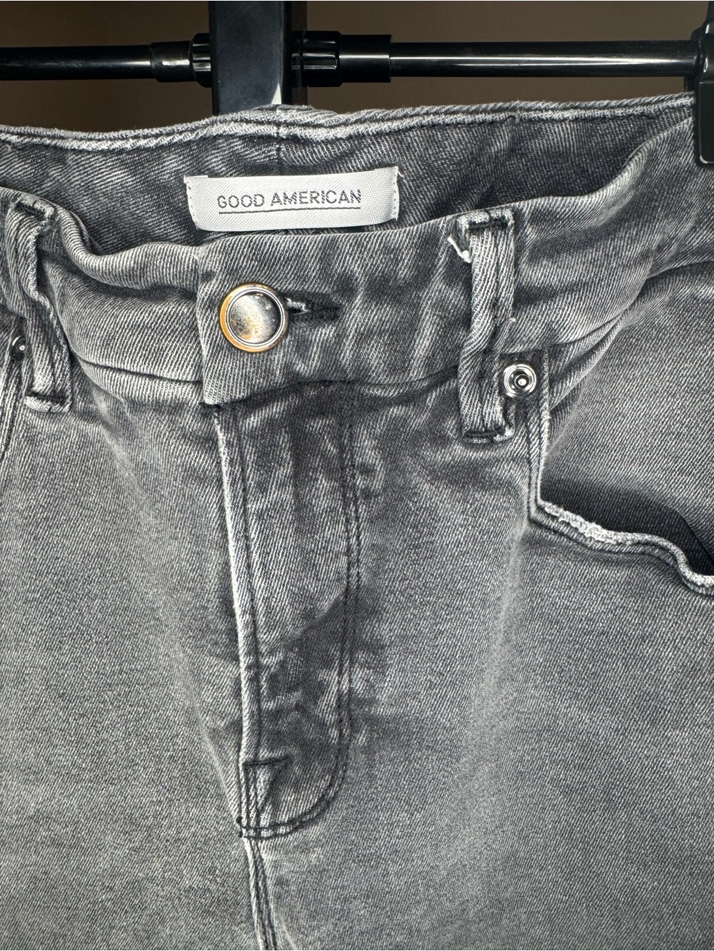 Good American Good Legs Crop Frayed Hem Gray Jeans Size 4/27 Preppy Designer - Picture 6 of 7